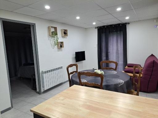 Chez Patrick Et Dominique Apartment Saint-Pierre-en-Faucigny Ngoại thất bức ảnh