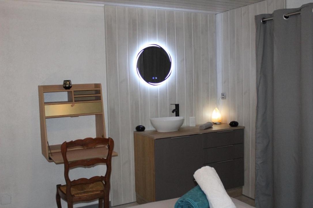 Chez Patrick Et Dominique Apartment Saint-Pierre-en-Faucigny Ngoại thất bức ảnh