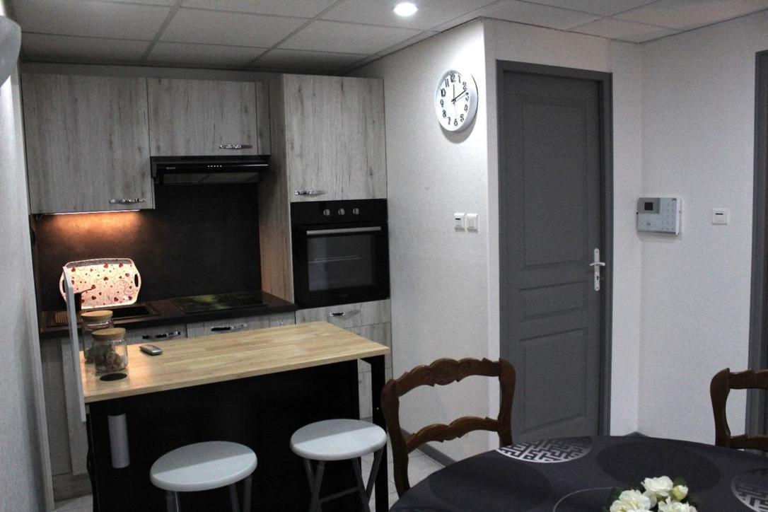 Chez Patrick Et Dominique Apartment Saint-Pierre-en-Faucigny Ngoại thất bức ảnh